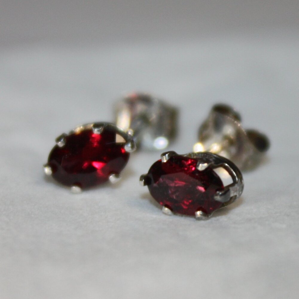 Red garnet stud earrings - sterling silver settings